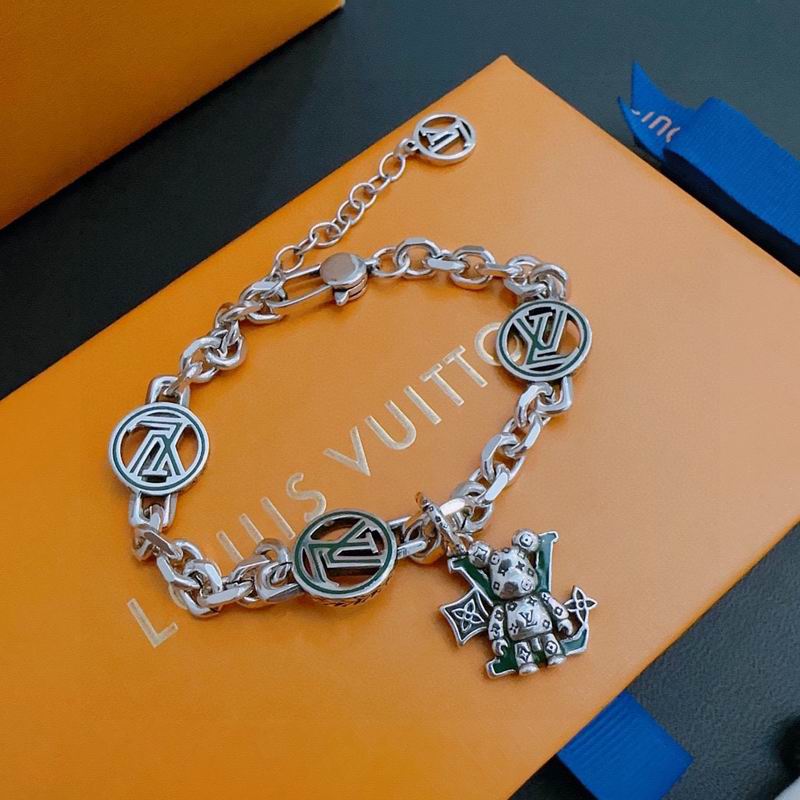 LV Bracelet 02lyr104